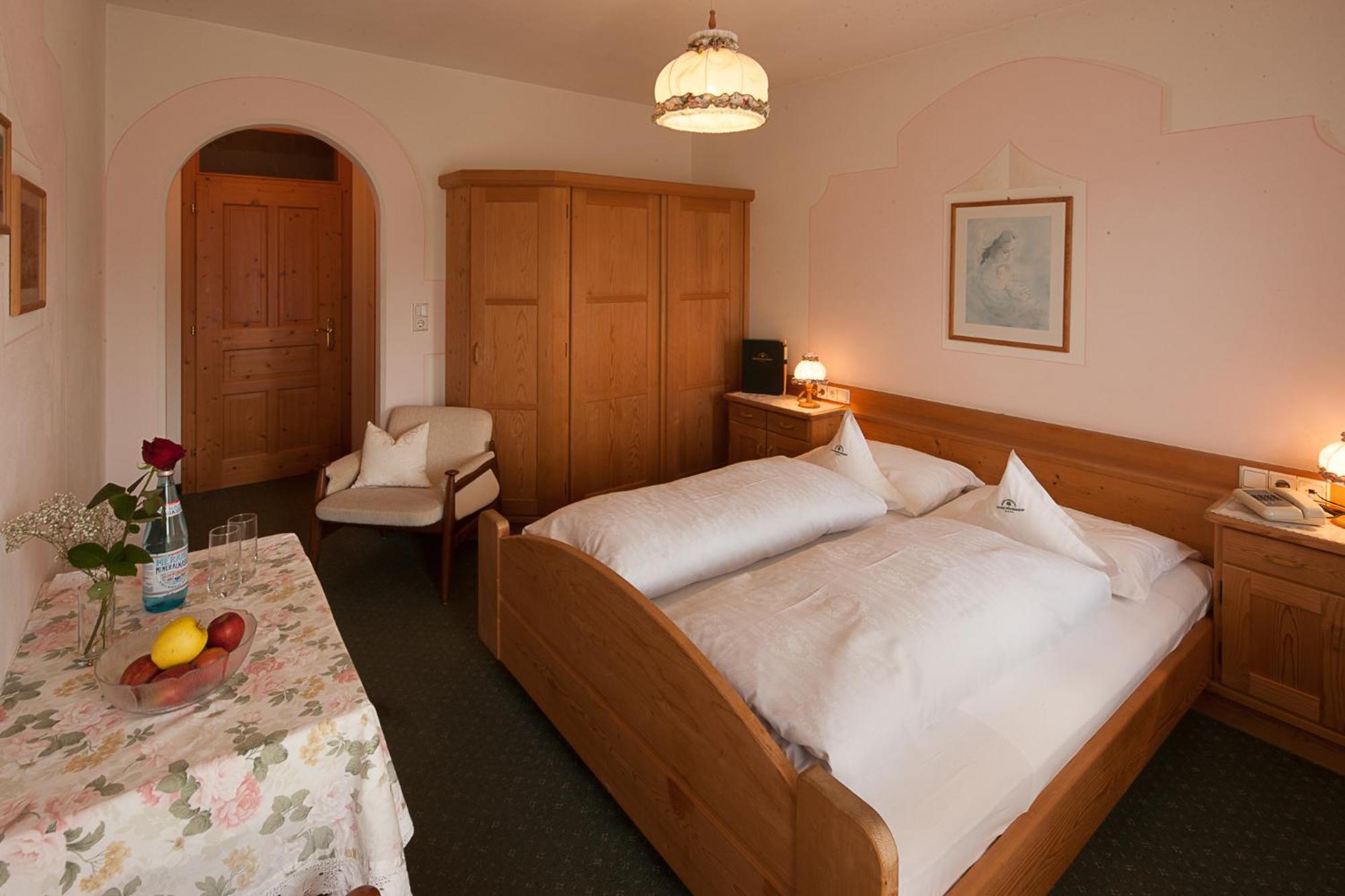 Berglandhotel Untertheimerhof Villandro Bagian luar foto